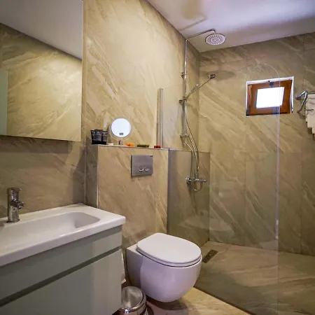 White Palace شقة فندقية